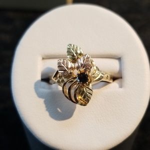 10k B. Hills leaf ring
